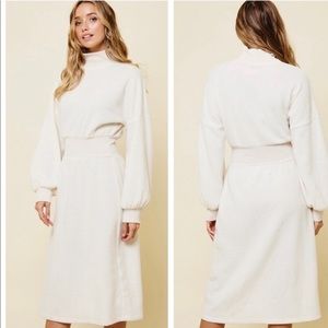 MIDI turtleneck sweater dress